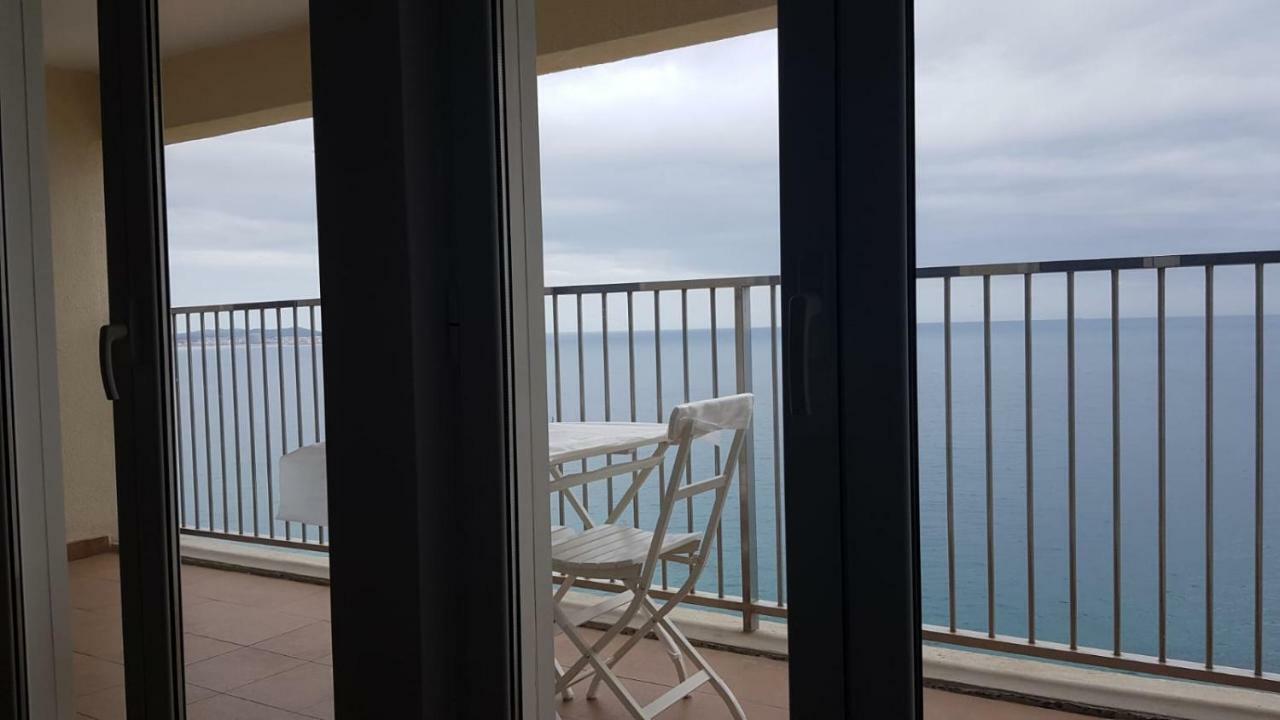 Apartamento En Primera Linia Vistas Al Mar Platja d'Aro Exterior photo